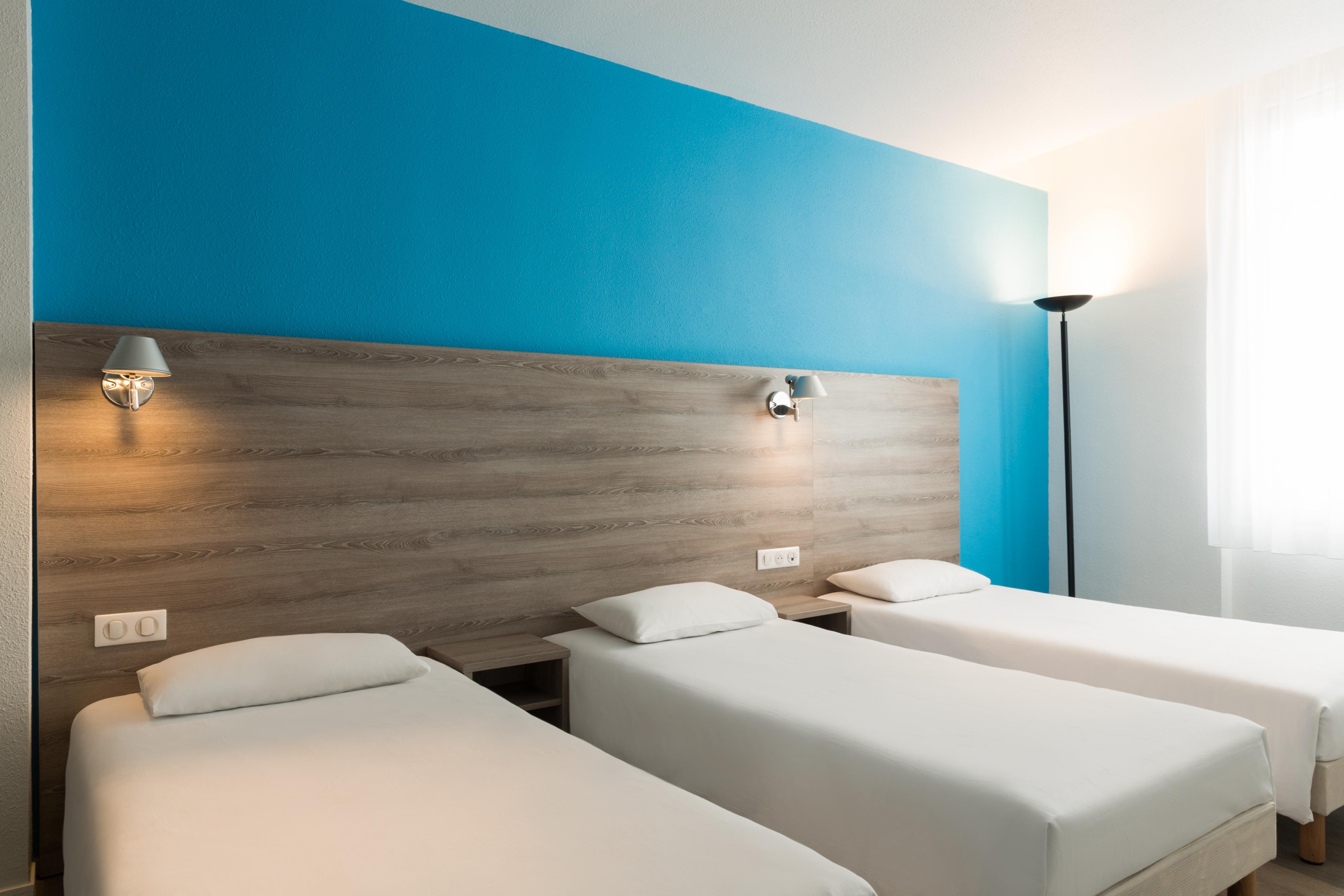 Brit Hotel Confort Nevers Centre Gare Екстер'єр фото