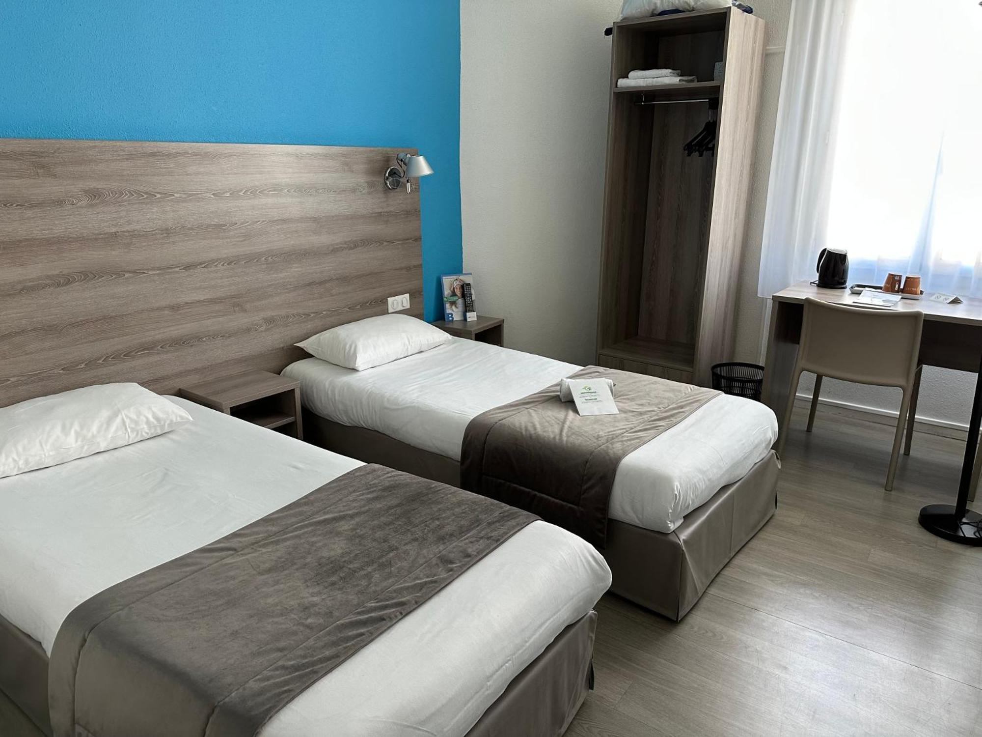 Brit Hotel Confort Nevers Centre Gare Екстер'єр фото