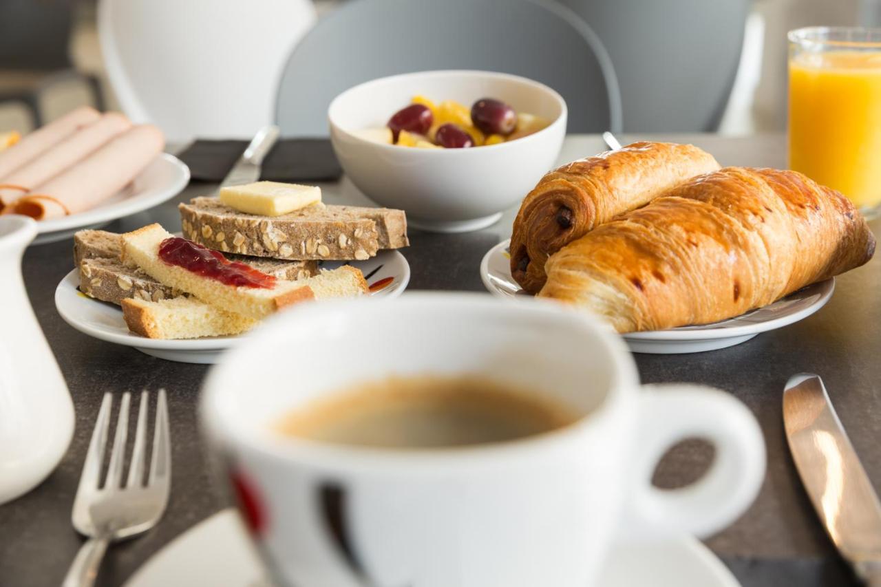 Brit Hotel Confort Nevers Centre Gare Екстер'єр фото